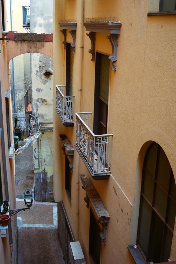 Appartement Porta Felu à Salernes Extérieur photo